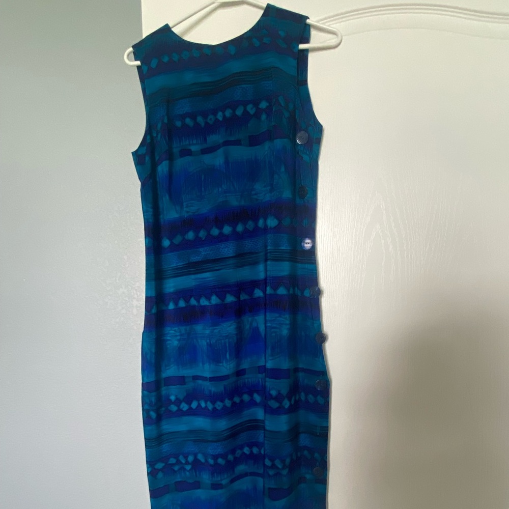 Size 6 R&K full length dress. Dark teal and dark purple.